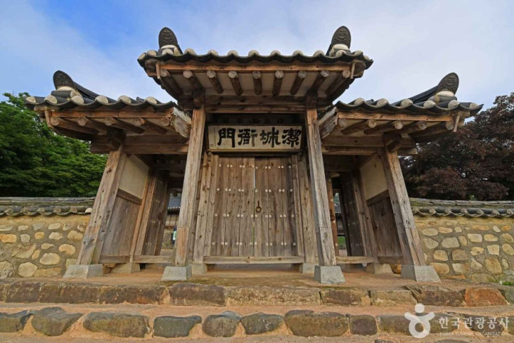결성동헌 여행 추천 - 메고지고