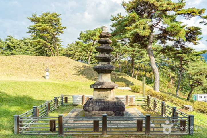 유동리 오층석탑 여행 추천 - 메고지고