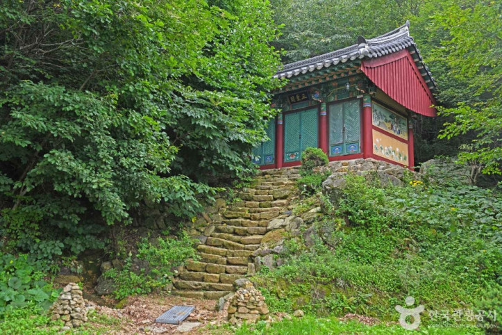 백련사(제천) 여행 추천 - 메고지고
