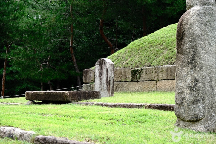 서울 연산군묘 여행 추천 - 메고지고
