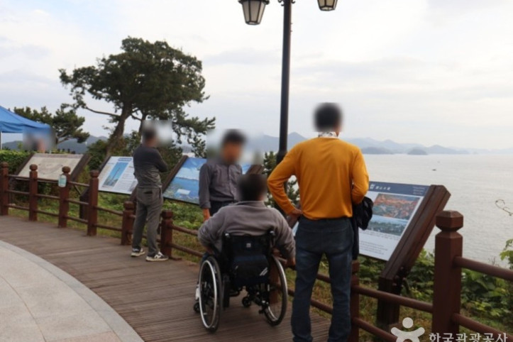 이순신공원 여행 추천 - 메고지고