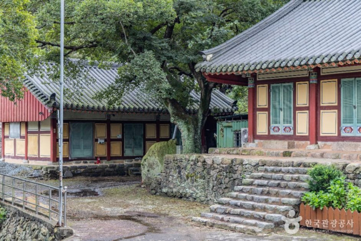 서산사(신안) 여행 추천 - 메고지고