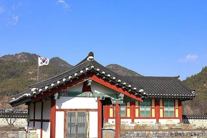 산양서원 여행 추천 - 메고지고