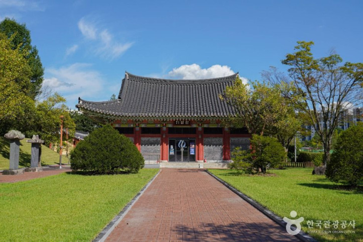 남원 만인의총 여행 추천 - 메고지고