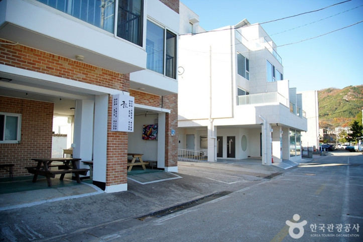 용화마을 여행 추천 - 메고지고