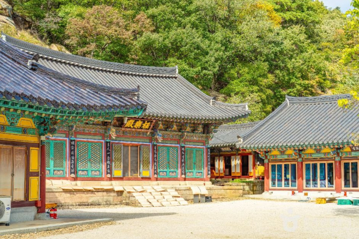 수정암(충북) 여행 추천 - 메고지고