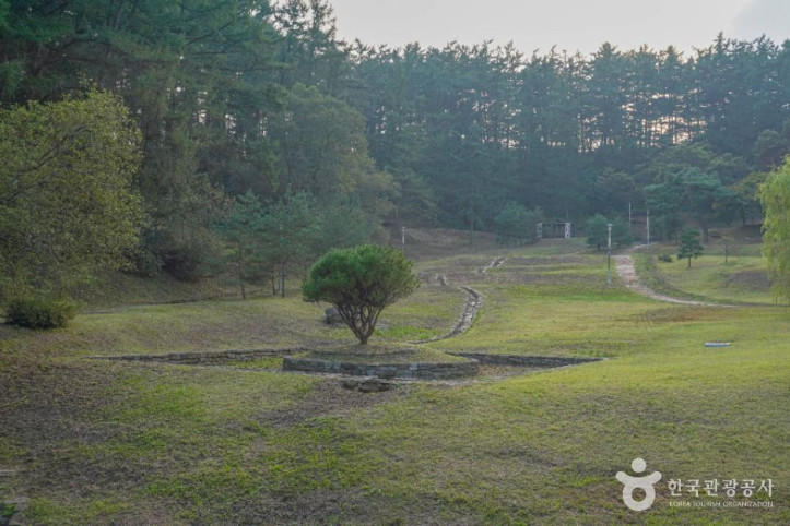 죽주산성 여행 추천 - 메고지고