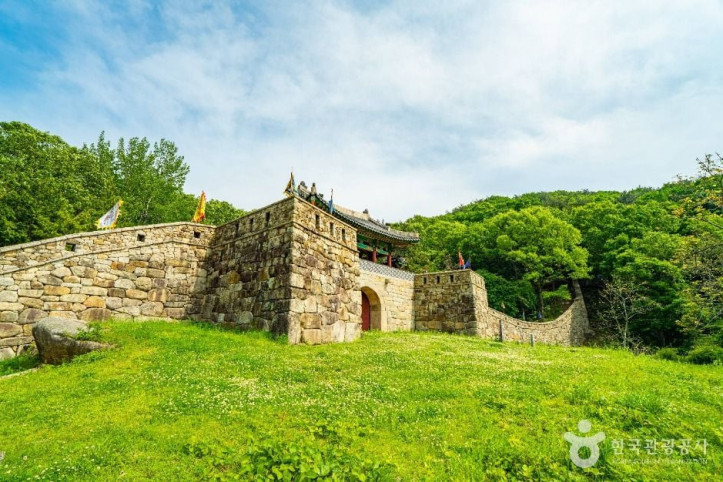 금정산 여행 추천 - 메고지고