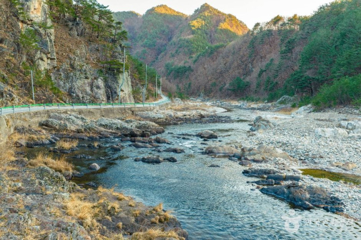 왕피천 (경북 동해안 국가지질공원) 여행 추천 - 메고지고
