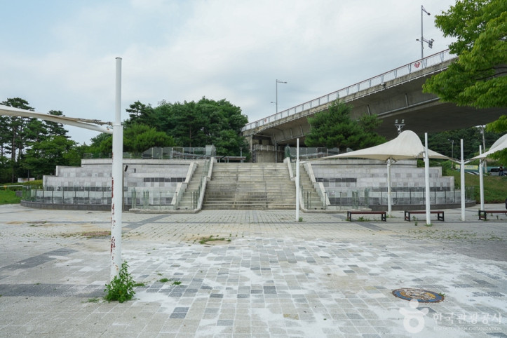 경인아라뱃길 시천공원 여행 추천 - 메고지고
