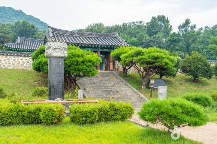 덕봉서원 여행 추천 - 메고지고