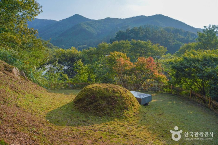 안성 남사당 바우덕이 묘 여행 추천 - 메고지고