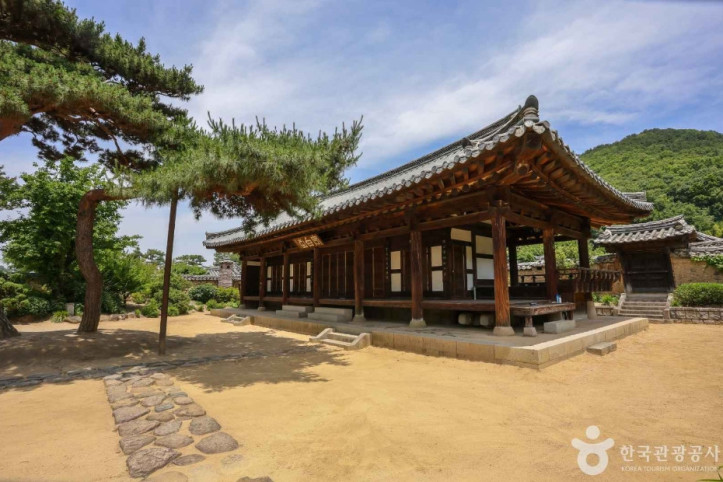 수봉정사 여행 추천 - 메고지고