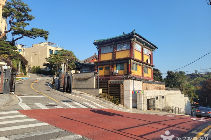 성북동고택북촌산책길 여행 추천 - 메고지고