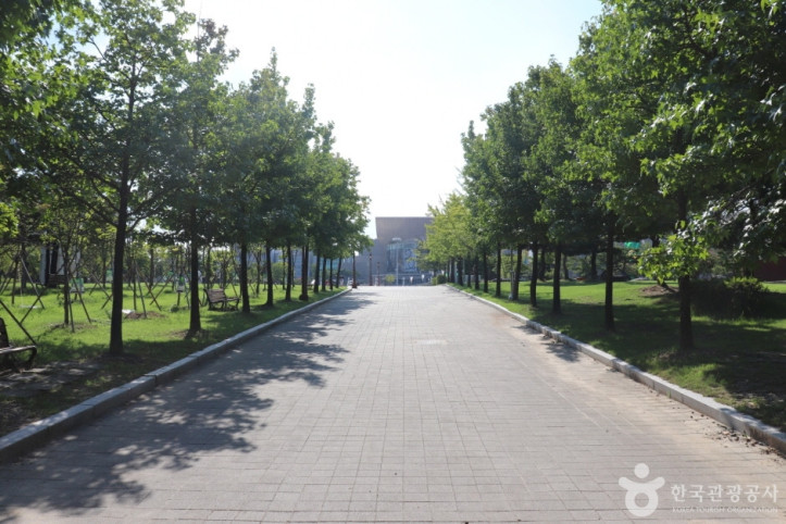 둔산대공원 여행 추천 - 메고지고