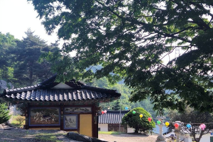 국사암(안성) 여행 추천 - 메고지고