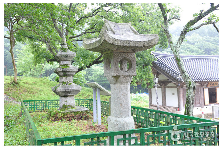 용천사 석등 여행 추천 - 메고지고