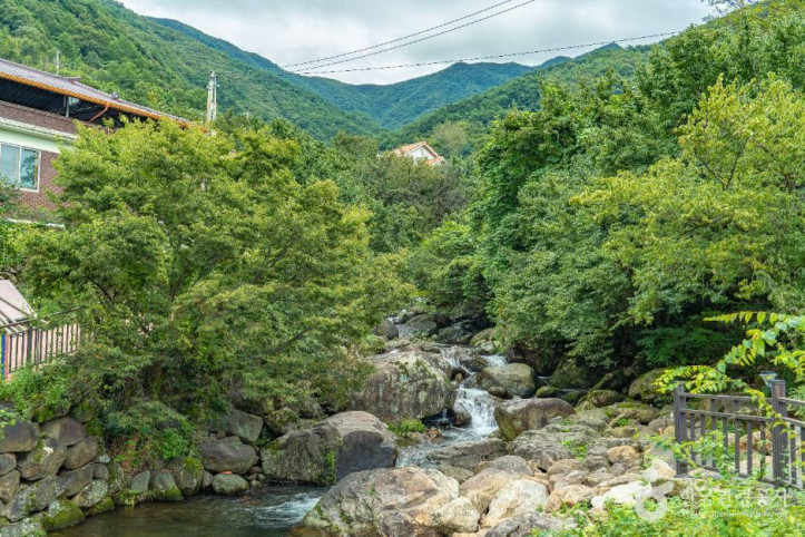 위안 산촌마을 여행 추천 - 메고지고