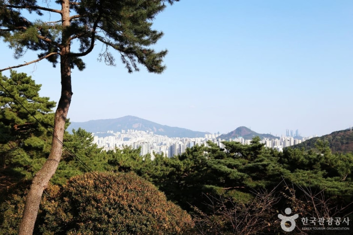 금용암(부산) 여행 추천 - 메고지고