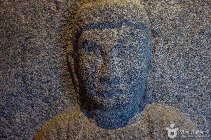 상주 증촌리 석조여래입상 여행 추천 - 메고지고