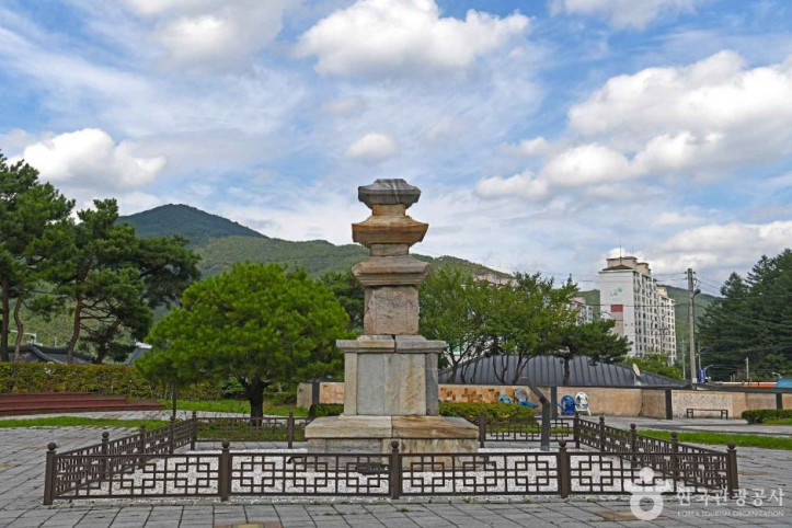 본적사지3층석탑 여행 추천 - 메고지고