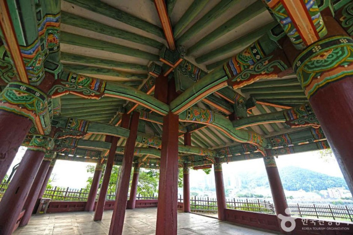 금강정 여행 추천 - 메고지고