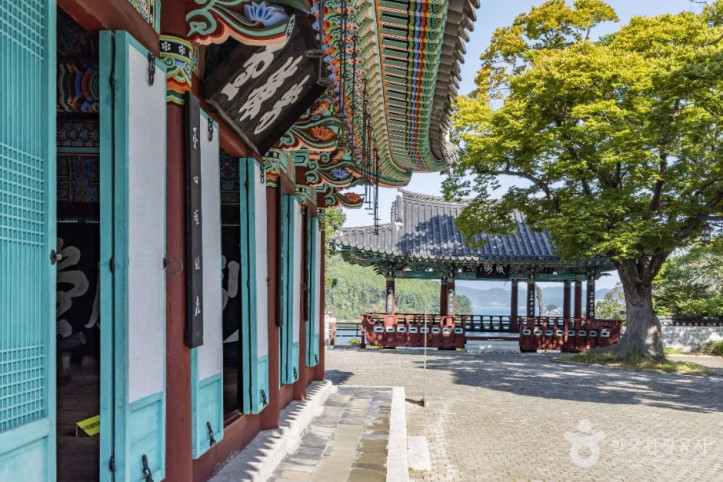 통영 한산도 이충무공 유적 여행 추천 - 메고지고