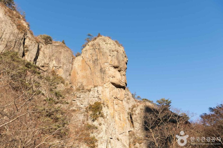 주왕산국립공원 여행 추천 - 메고지고