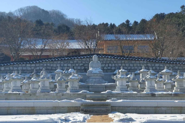 백련사(가평) 여행 추천 - 메고지고