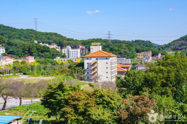 아산시 온천 관광특구 여행 추천 - 메고지고