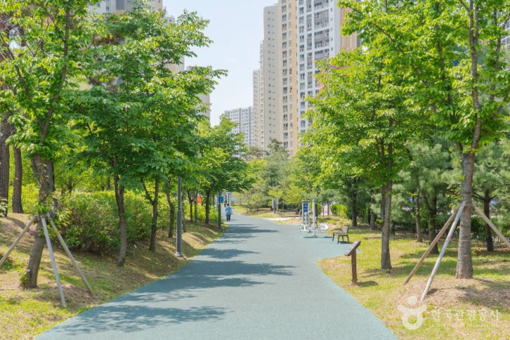 방죽공원 여행 추천 - 메고지고