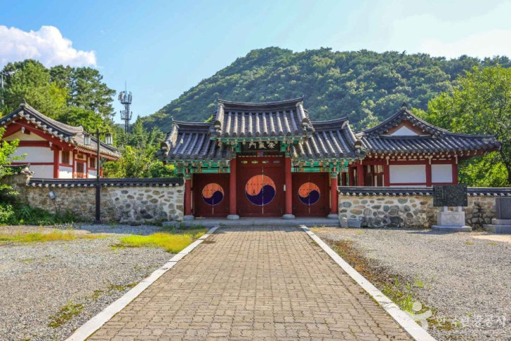 운암서원(광주) 여행 추천 - 메고지고