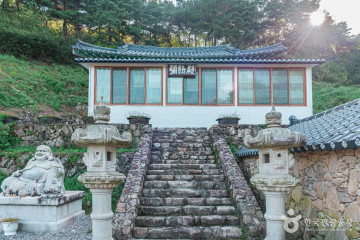 월명사(김제) 여행 추천 - 메고지고