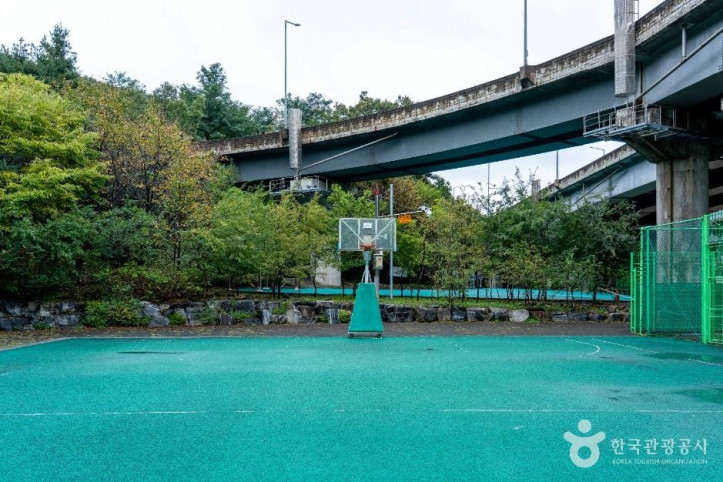 산본IC체육공원 여행 추천 - 메고지고