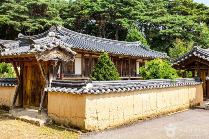 노봉서원 여행 추천 - 메고지고