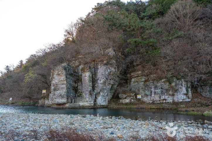 용댐계곡 여행 추천 - 메고지고