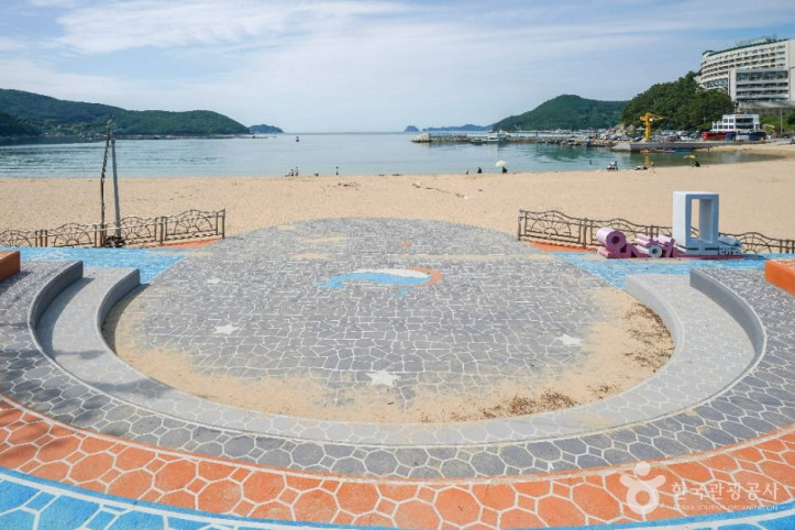 와현모래숲해변 여행 추천 - 메고지고