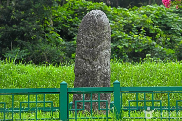 창덕리 남근석 여행 추천 - 메고지고