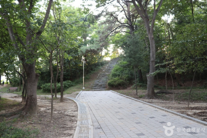 갈마공원 여행 추천 - 메고지고