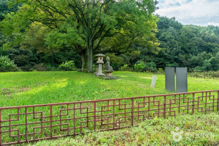 합천 백암리 석등 여행 추천 - 메고지고