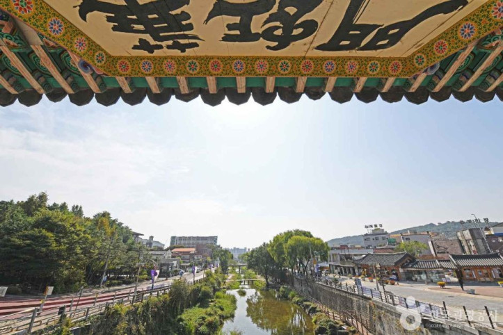화홍문(華虹門) 여행 추천 - 메고지고