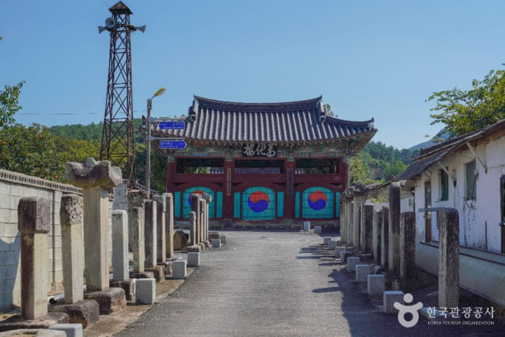 금구향교 여행 추천 - 메고지고