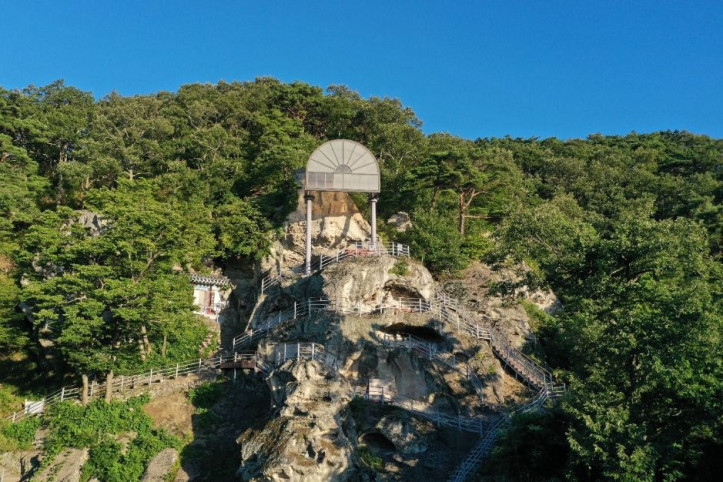 골굴사(경주) 여행 추천 - 메고지고
