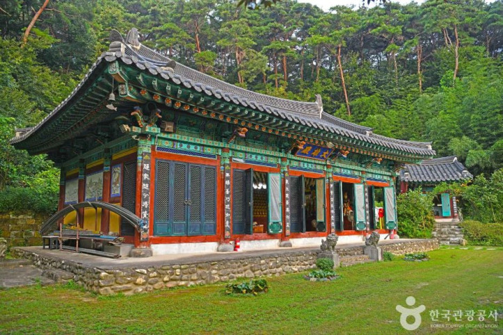 미륵암(남원) 여행 추천 - 메고지고