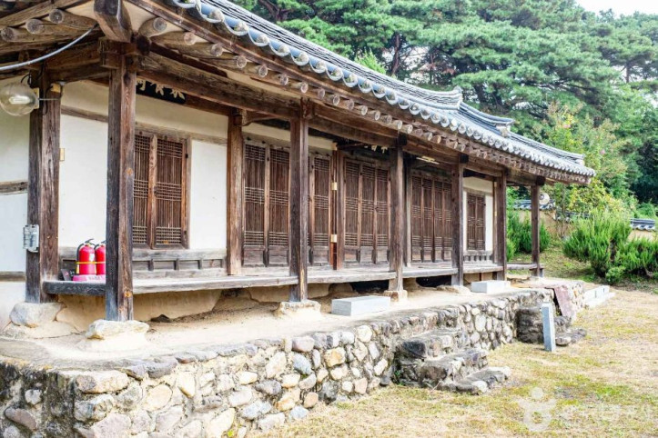 노봉서원 여행 추천 - 메고지고