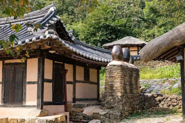 고성 왕곡마을 여행 추천 - 메고지고