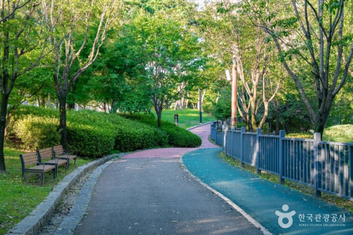 동백호수공원 여행 추천 - 메고지고