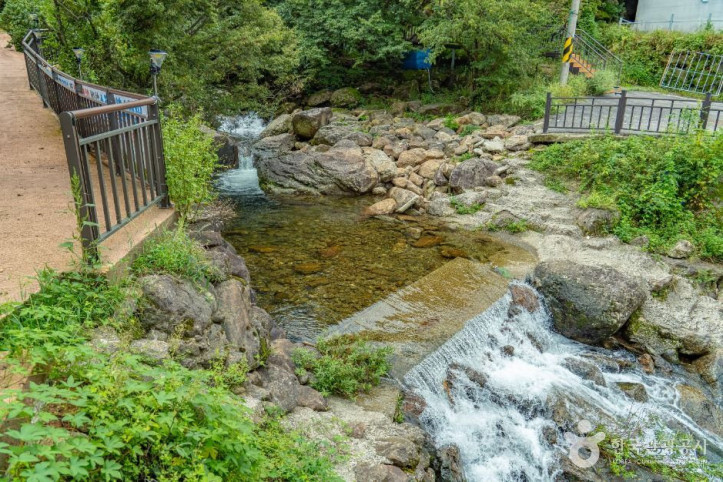위안 산촌마을 여행 추천 - 메고지고