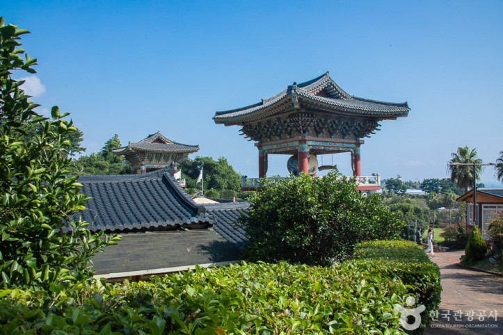 약천사(제주) 여행 추천 - 메고지고