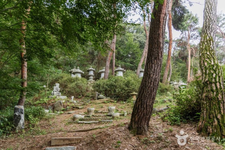 동도사(용인) 여행 추천 - 메고지고